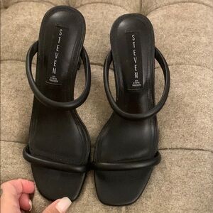 Steve Madden Black Heeled Sandals Sleek Design